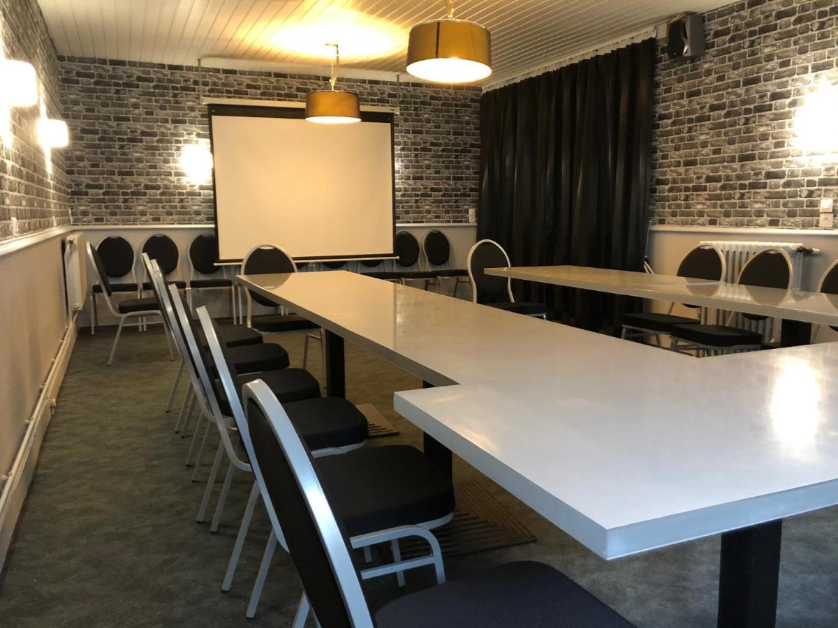 L' Annexe Beverl'inn Flers  Esterno foto